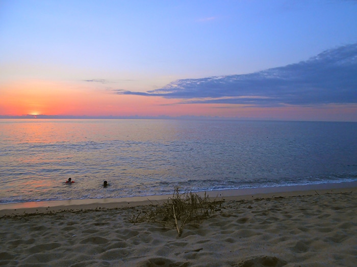 Pôr do Sol na paia de San Pancho | Foto por Renata Ferri 