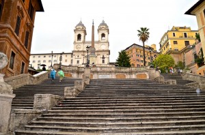 Escadaria da Piazza di Spagna e Igreja Trinità dei Monti
