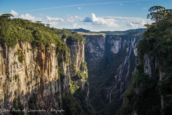 Canion Itaimbezinho e cachoeira | Foto por João Paulo 