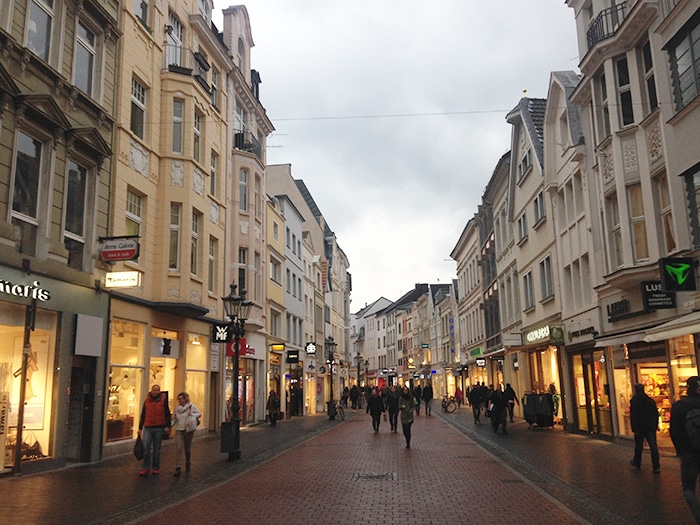 Rua de pedestres em Bonn | Jamile Diniz