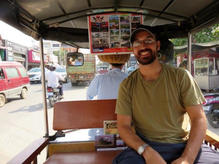 Tuk tuk, meio de transporte muito comum no Camboja